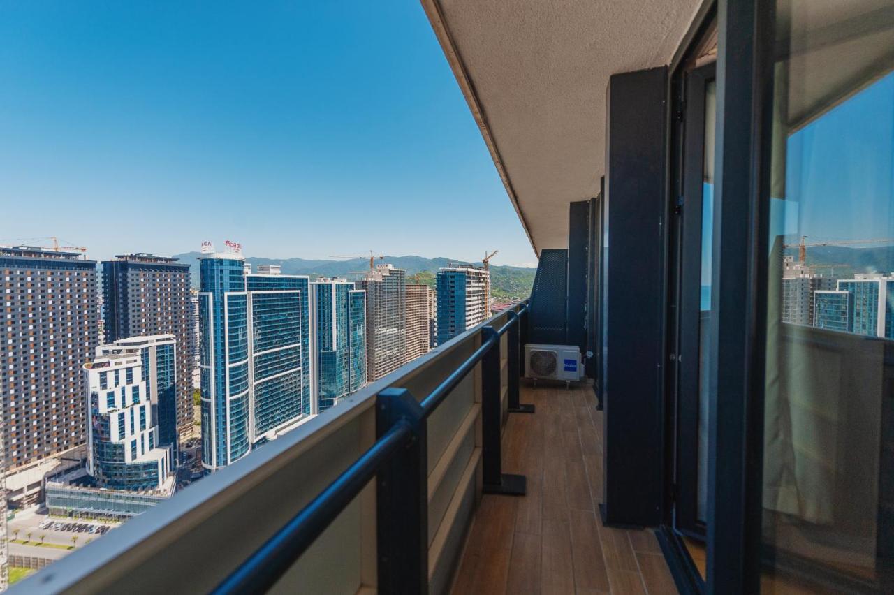 Orbi City Center Suite Μπατούμι Εξωτερικό φωτογραφία