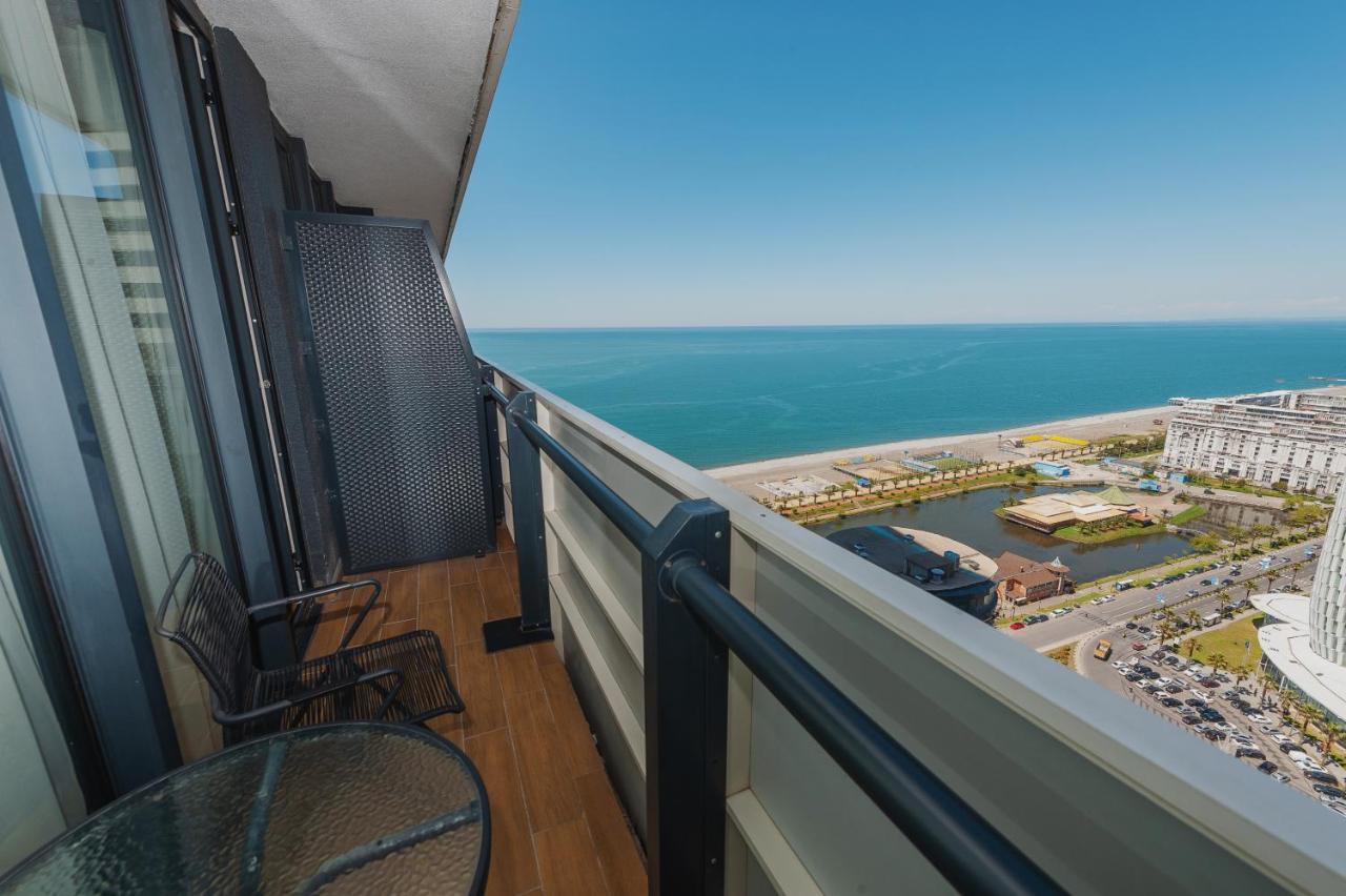 Orbi City Center Suite Μπατούμι Εξωτερικό φωτογραφία