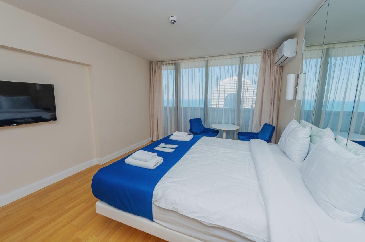 Orbi City Center Suite Μπατούμι Εξωτερικό φωτογραφία